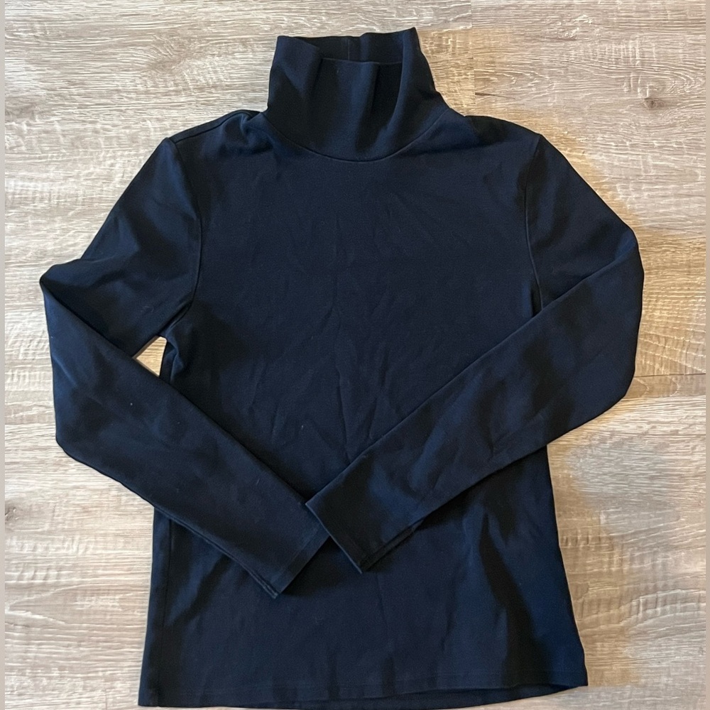 Uniqlo black turtle neck
